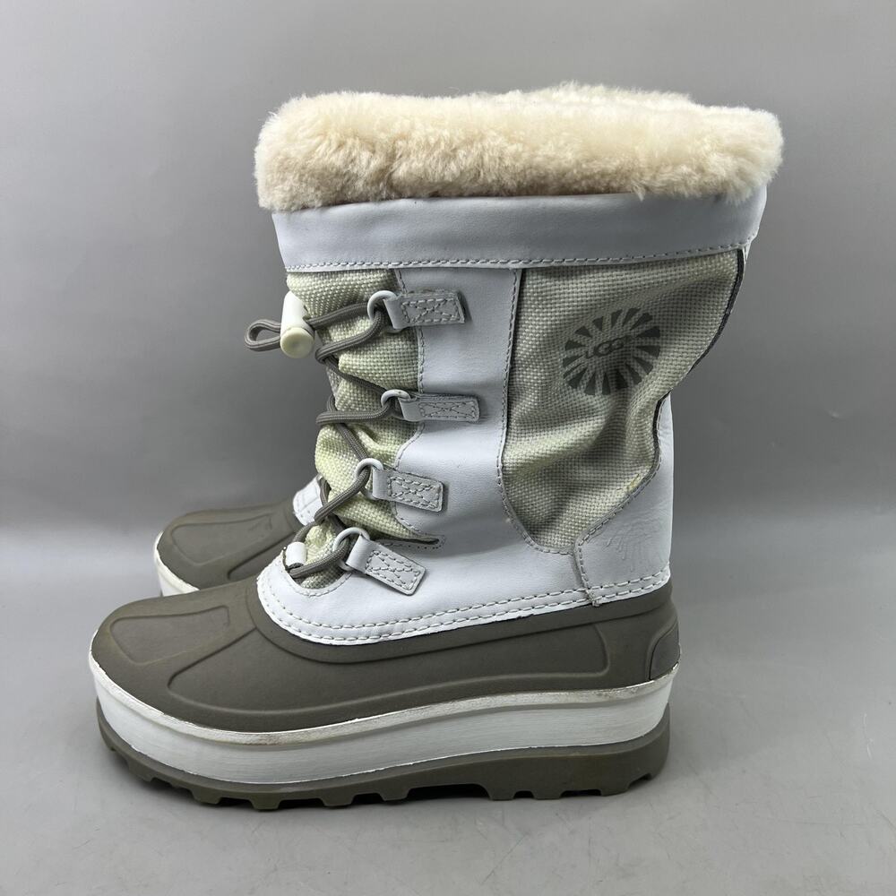 UGG Winter Snow Boots Kids Size 4 White Shearling Wool Comfort Lined Shoes NWD - Picture 3 of 10